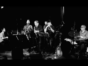 Jeff Williams Lifelike band